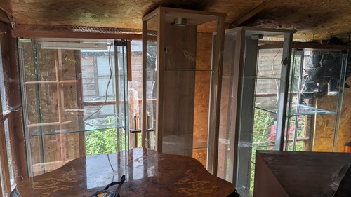 Glass display cabinets - glass,