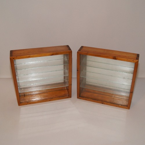 Vintage wood wall display - 2x,