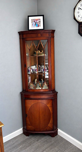 Brown wood glass triangular - glass,