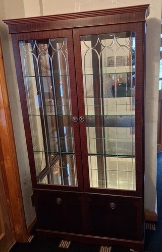 Double doored mahogany veneer